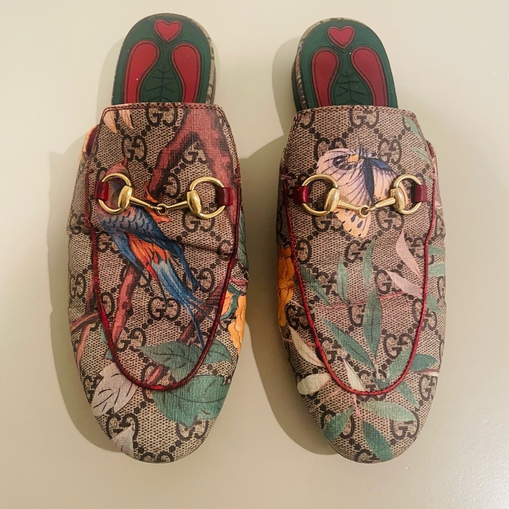 Great Gucci slides